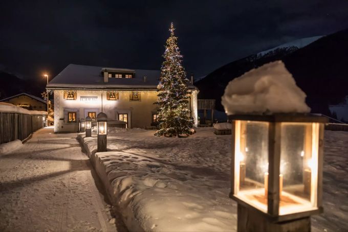 In Lain Hotel Cadonau. In Lain Hotel Cadonau