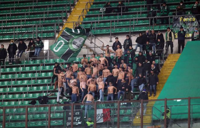 Die Fans der US Sassuolo Calcio während des Spiels in Mailand. Sassuolo Calcio