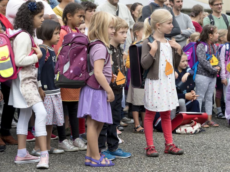 Dass das spätere Einschulen immer beliebter wird, bringt aber auch Probleme mit sich, so Experten. (Symbolbild)