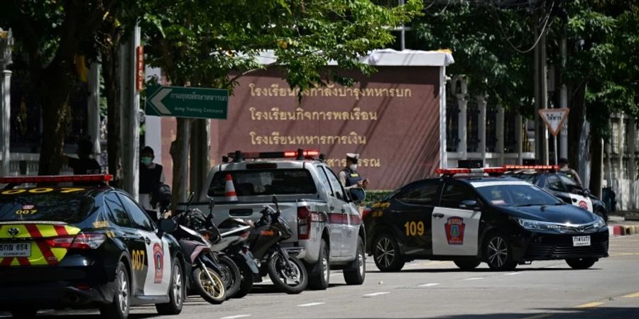 Ein Toter und zwei Verletzte durch Schüsse in Militäreinrichtung in Thailand