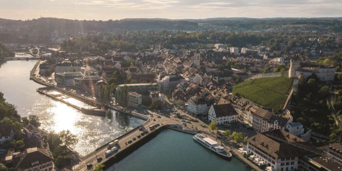 Zwei Flüchtlinge aus dem Ukraine-Krieg dürfen nicht aus Zürich nach Schaffhausen zügeln. Dumm nur: Sie arbeiten und wohnen bereits seit Wochen dort. Ukraine Krieg