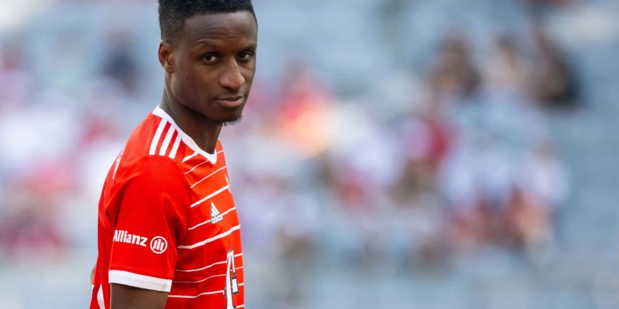 Muss an der Patellasehne operiert werden: Bayern-Profi Bouna Sarr.