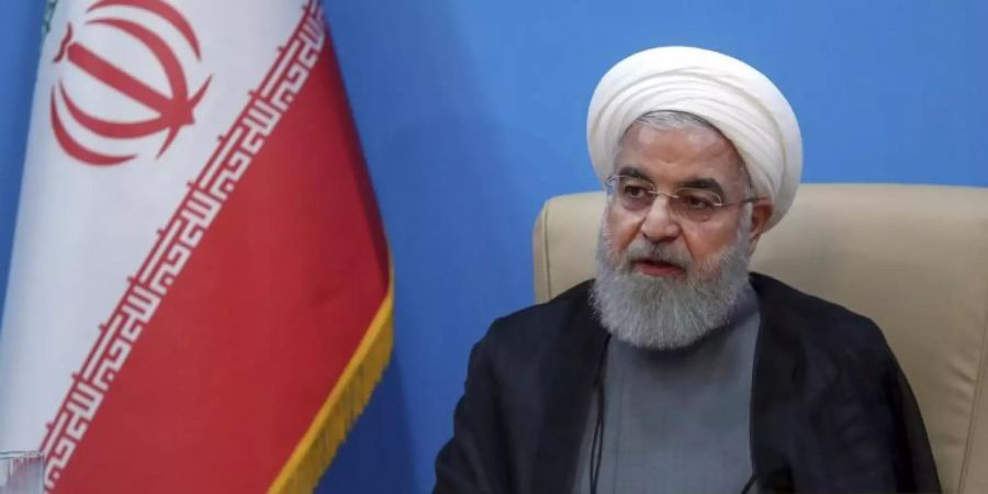 Irans Präsident Hassan Ruhani bezeichnet die jüngsten Sanktionen der USA gegen den obersten Führer des Landes, mehrere hochrangige Kommandeure der Revolutionsgarden sowie die geplanten Sanktionen gegen Aussenminister Sarif als «unverschämt». Foto: Office of the Iranian Presidency