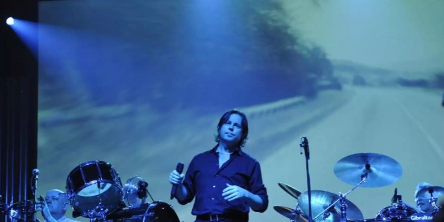 Der Sänger Bruth Guthro von der schottischen Folk-Rock Gruppe Runrig (2010). Foto: Volker Dornberger