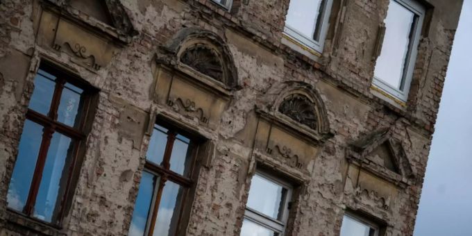 Berlin - 30 Jahre nach der Einheit sind viele Regionen im Osten noch immer abgehängt