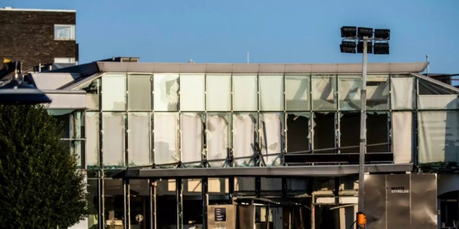 Beschädigtes Gebäude der Steuerverwaltung