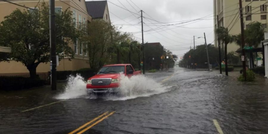 Überschwemmte Strasse in Charleston