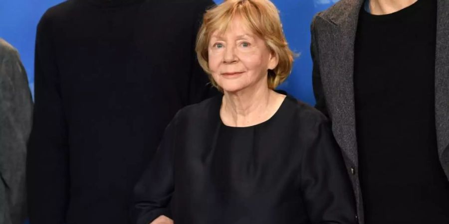 Christine Schorn erhält eine Auszeichnung für ihr Lebenswerk. Foto: Gregor Fischer