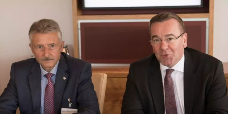 Schröter (links) und Pistorius in Potsdam
