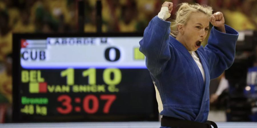 charline van snick