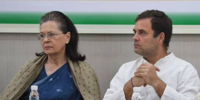 Parteichef Gandhi und seine Mutter Sonia Parteichef Gandhi und seine Mutter Sonia