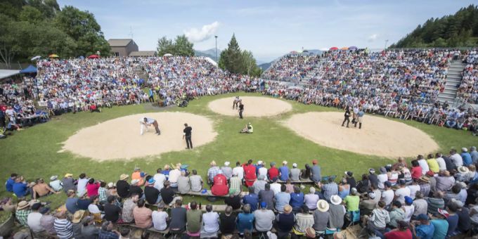 Am Pfingstmontag - Hochkarätiges Starterfeld beim Stoos-Schwinget