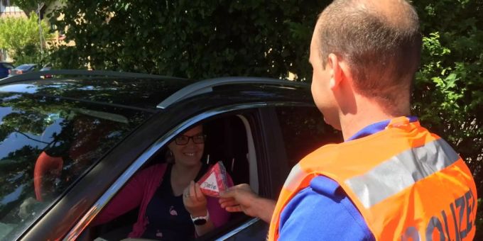 Regionalpolizei Muri dankt Fahrzeuglenkern für korrektes Verhalten. Regionalpolizei Muri dankt Fahrzeuglenkern für korrektes Verhalten