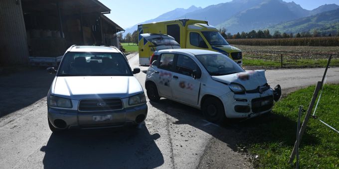 Sax: Kollision zwischen zwei Fahrzeugen Sax: Kollision zwischen zwei Fahrzeugen