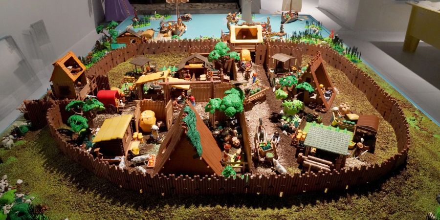 Hammaburg, Keimzelle und Namensgeberin der Stadt Hamburg - Deutschlands grösste Playmobil-Sammlung ist erstmals vom 5. Oktober bis zum 2. April im Archäologischen Museum Hamburg zu sehen.