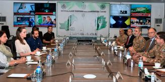 Islamabad - Jolie in Pakistan: «So etwas habe ich noch nie gesehen» Islamabad - Jolie in Pakistan: «So etwas habe ich noch nie gesehen»