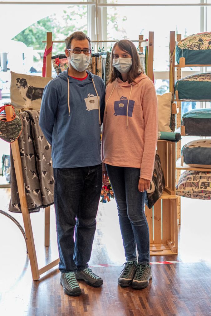 (v.l.): Norbert Ferenczi und Andrea Antal von Stand Pet Supplies.
