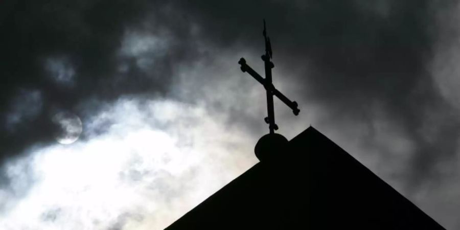 In den Missbrauchsskandal der katholischen Kirche war jeder dritte Orden in Deutschland verwickelt. Foto: Friso Gentsch/dpa