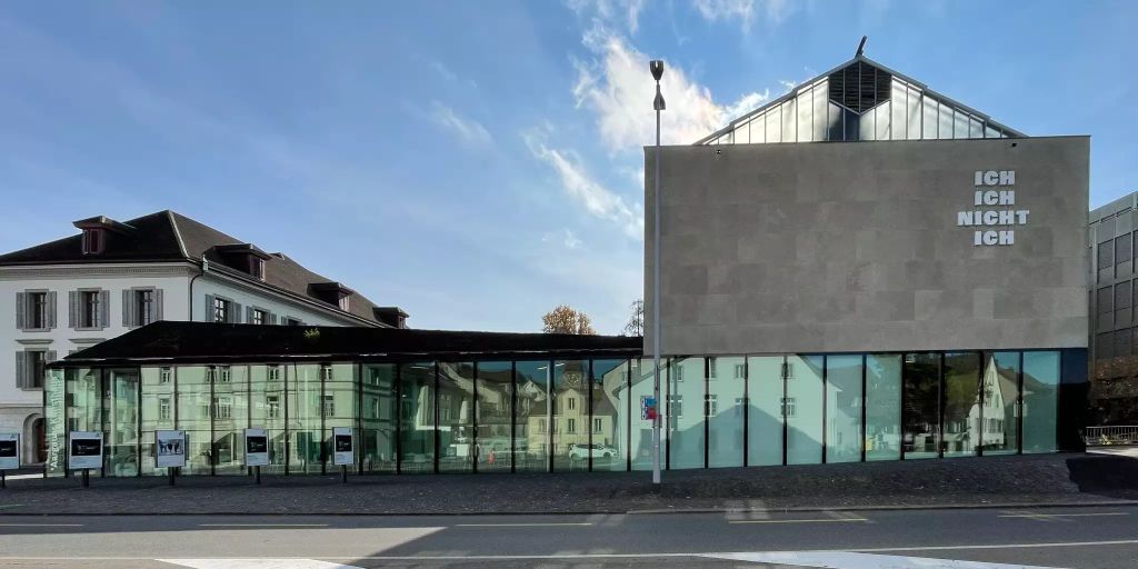die-stadtk-nstlerin-2022-zeigt-ihre-werke-in-aarau