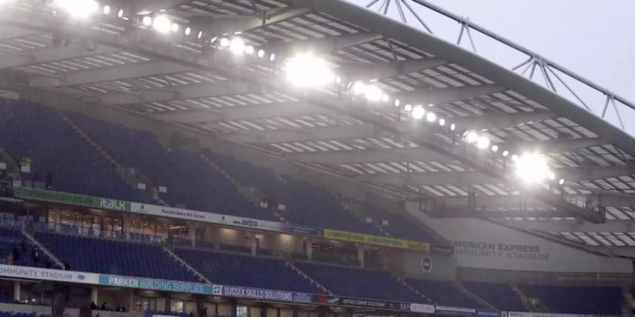 In der Premier League sind bis auf Weiteres keine Zuschauer zugelassen: Das leere Stadion von Brighton & Hove Albion. Foto: Paul Childs/Nmc Pool/PA Wire/dpa