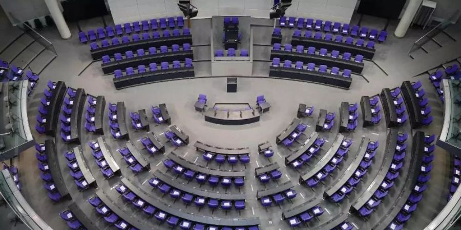 Mit der Wahlrechtsreform soll die Anzahl der Abgeordneten-Sitze im Bundestag neu reguliert werden. Foto: Michael Kappeler/dpa