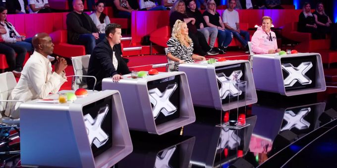 Die Jury (v.l.): Bruce Darnell, Chris Tall, Evelyn Burdecki und Dieter Bohlen. Das Supertalent