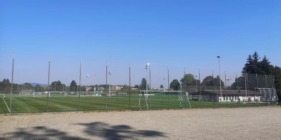 Der FC Entfelden spielt auf dem Sportplatz Schützenrain in Oberentfelden.