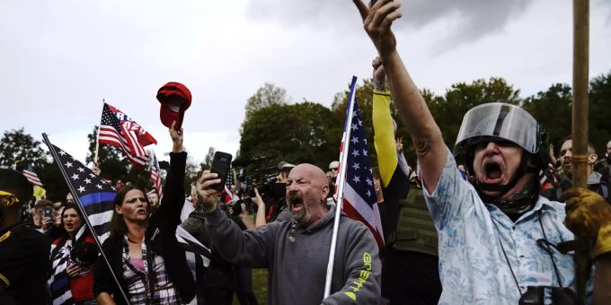 Aufruf in TV-Debatte - Neonazis jubeln dank Trump über «neue Rekruten»