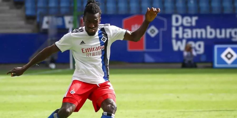 Hat aktuell noch ein Ermittlungsverfahren gegen sich laufen: HSV-Profi Bakery Jatta. Foto: Christian Charisius/dpa