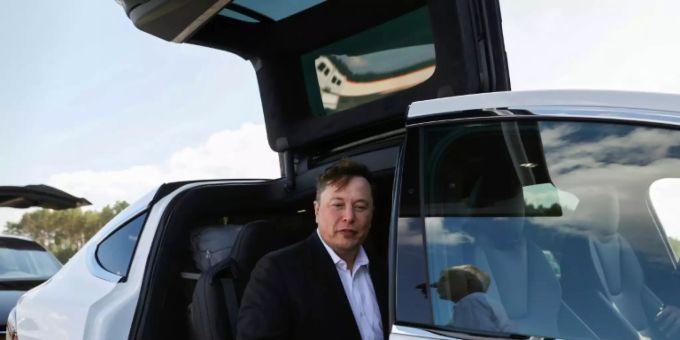 Elon Musk tesla aktiensplit