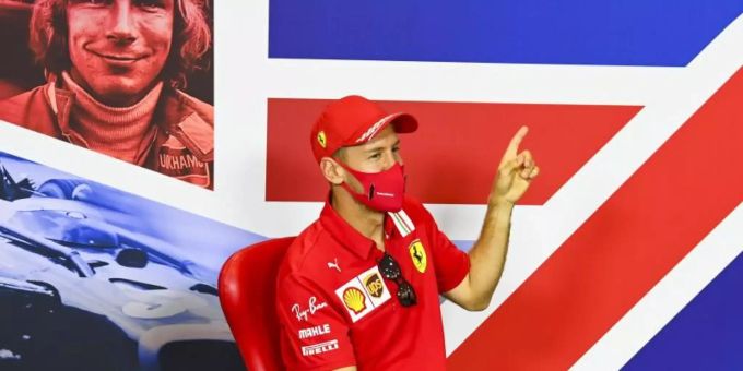 Ob und für wen Sebastian Vettel in der nächsten Saison in der Formel 1 fährt, ist noch unklar. Foto: Mark Sutton/Pool Motorsport Images/AP/dpa Ob und für wen Sebastian Vettel in der nächsten Saison in der Formel 1 fährt, ist noch unklar. Foto: Mark Sutton/Pool Motorsport Images/AP/dpa