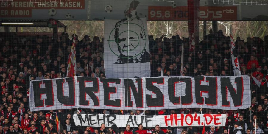 Auch die Fans von Union Berlin beleidigen Dietmar Hopp.