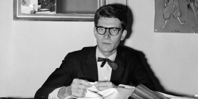 Der französische Modeschöpfer Yves Saint Laurent ist im Juni 2008 nach langem Krebsleiden verstorben. yves saint laurent