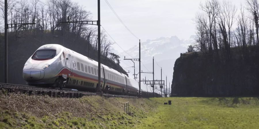 zug alstom bombardier Schulden