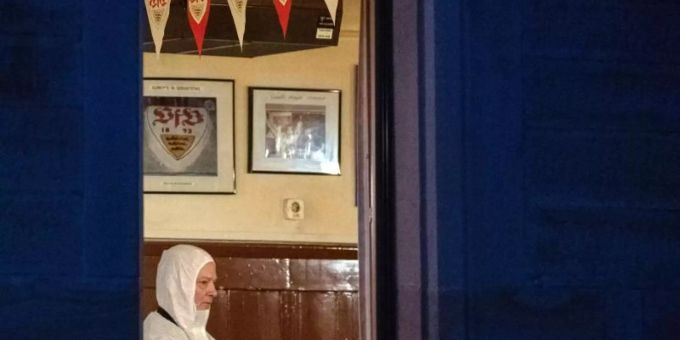 Spurensicherung im Wirtshaus: Hier wurden zwei der sechs erschossenen Menschen gefunden. Foto: Sebastian Gollnow/dpa Spurensicherung im Wirtshaus: Hier wurden zwei der sechs erschossenen Menschen gefunden. Foto: Sebastian Gollnow/dpa