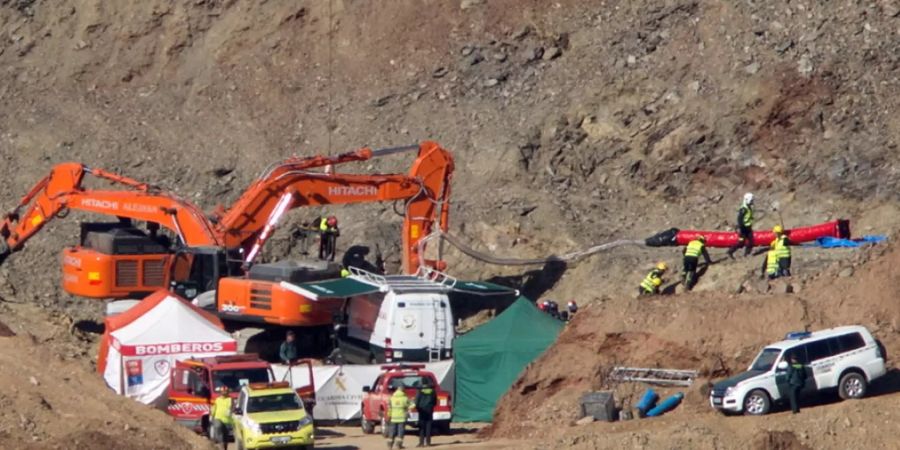 Der Ort der Tragödie in Südspanien. Der Bub war Mitte Januar 2019 in das enge Bohrloch gestürzt. Erst nach knapp zwei Wochen konnte er mittels eines mühsam gegrabenen Parallelschachts in 70 Metern Tiefe tot geborgen werden.  (Archivbild)