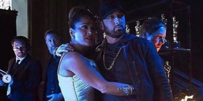 Peinlicher Vorfall - Was hinter dem Bild von Eminem und Hayek steckt