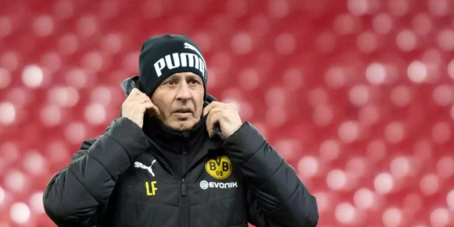 Hat im Spiel bei Tottenham mit Personalsorgen zu kämpfen: BVB-Coach Lucien Favre. Foto: Bernd Thissen