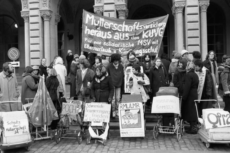 Frauenstreik Mutterschaftsversicherung