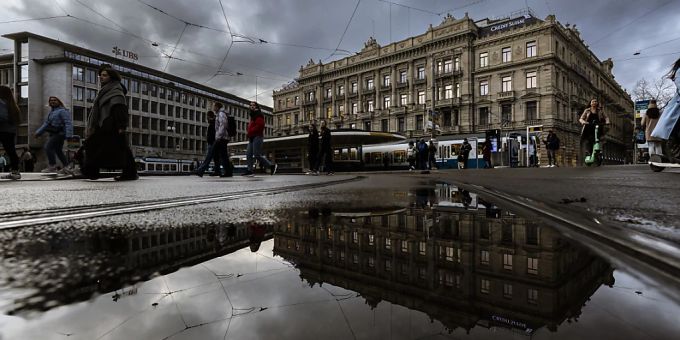 Nicht beste Lösung - Ökonomen sehen Rettung der Credit Suisse skeptisch