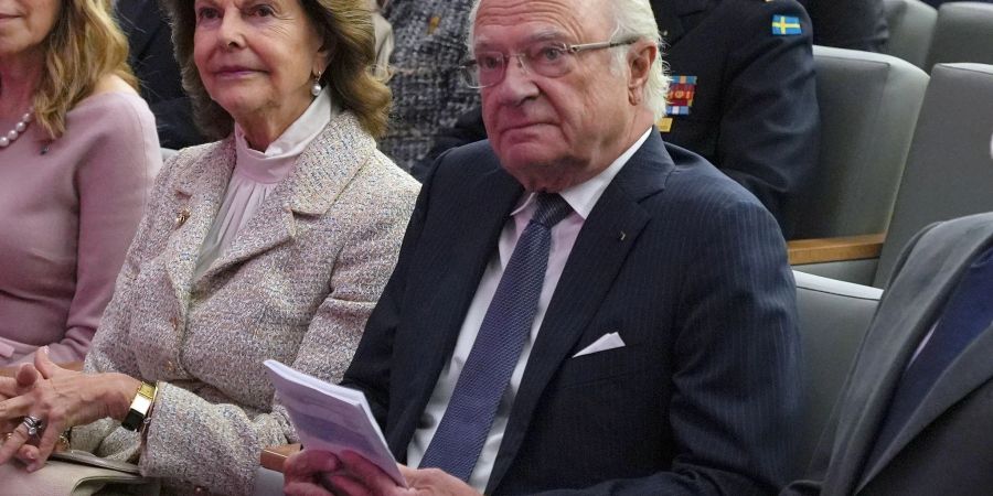 Schwedens König Carl XVI. Gustaf und Königin Silvia 2022 in Amman.