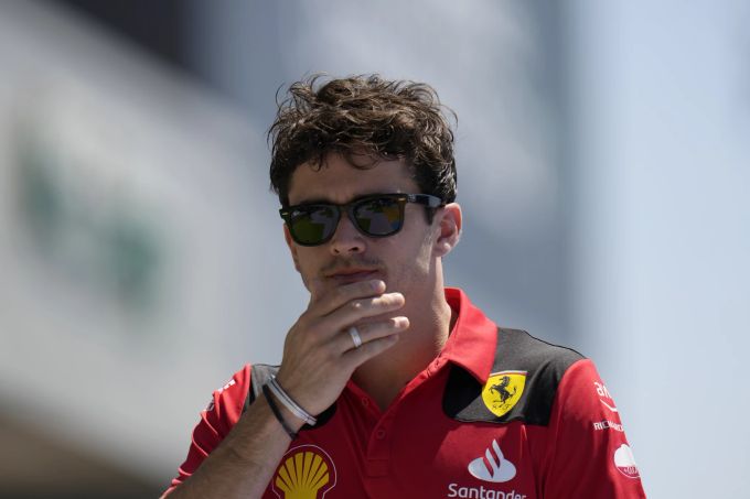 Charles Leclerc glaubt noch an die WM-Chancen von Ferrari. Charles Leclerc Ferrari