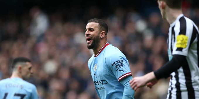 Wird in Kürze die Bayern-Defensive verstärken: Triple-Sieger Kyle Walker. kyle Walker manchester city