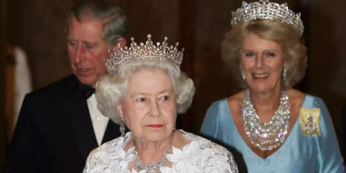 Queen Elizabeth II. ist «not amused». queen elizabeth ii.