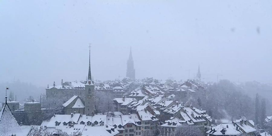 Pünktlich zum meteorologischen Winterbeginn: Bern im Schnee.