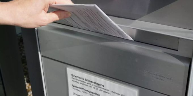 Die Stimmberechtigten in Zollikofen haben fehlerhafte Stimmrechtsausweise erhalten.