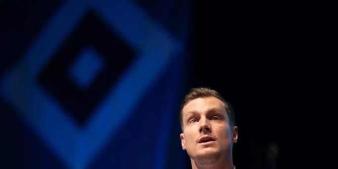 HSV-Präsident Marcell Jansen trat von seinem Amt zurück. Foto: Daniel Reinhardt/dpa HSV-Präsident Marcell Jansen trat von seinem Amt zurück. Foto: Daniel Reinhardt/dpa