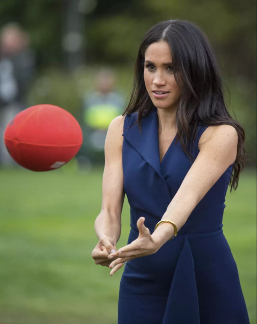 Im Oktober 2018 besuchte Meghan Australien. Trotz ihrer Schwangerschaft liess es sich die Herzogin nicht nehmen, Sport zu treiben.