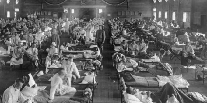 Die Spanische Grippe grassierte auf der ganzen Welt und forderte Millionen Todesopfer. spanische grippe