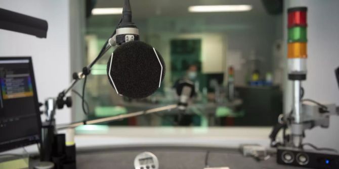 srf radio studio rätoromanen